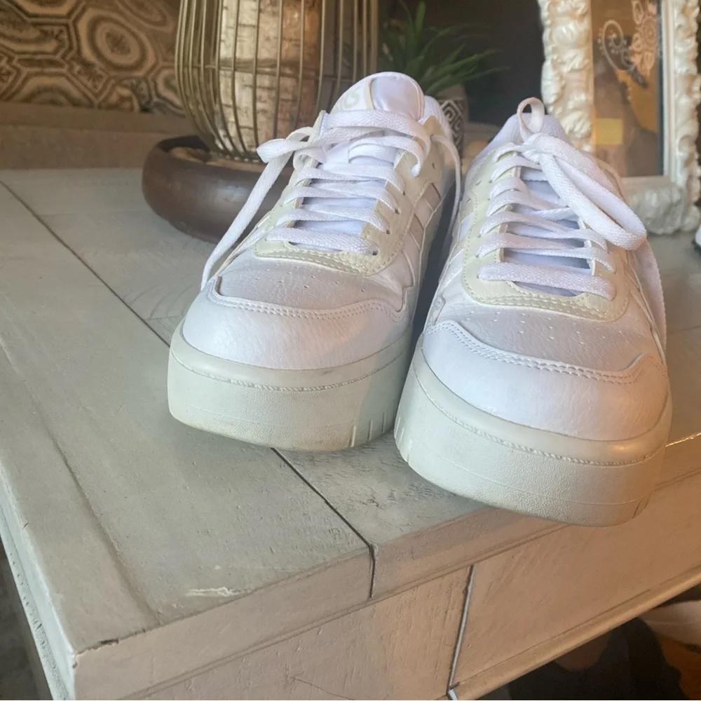 ASICS Women's White and Tan Sneakers - Picture 10 of 11